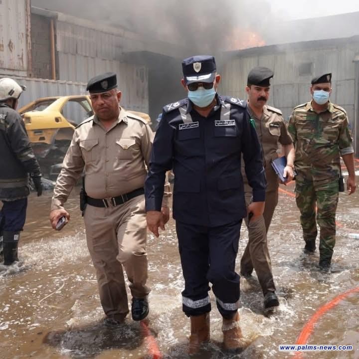 فرق الدفاع المدني تخمد على حريقا اندلع في مخازن منطقة النهضة